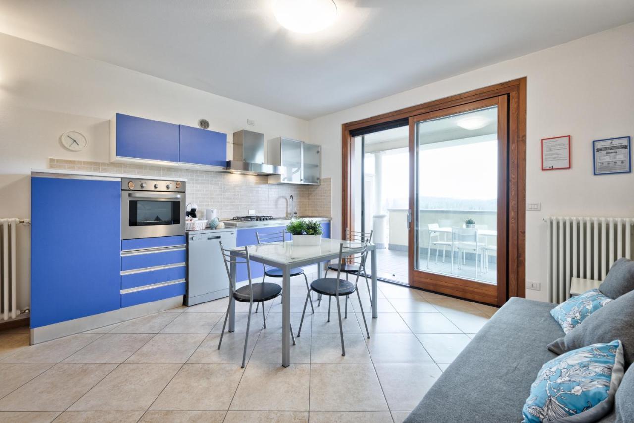 Casa Alessandro Con Piscina Lago Di Garda Salionze Luaran gambar
