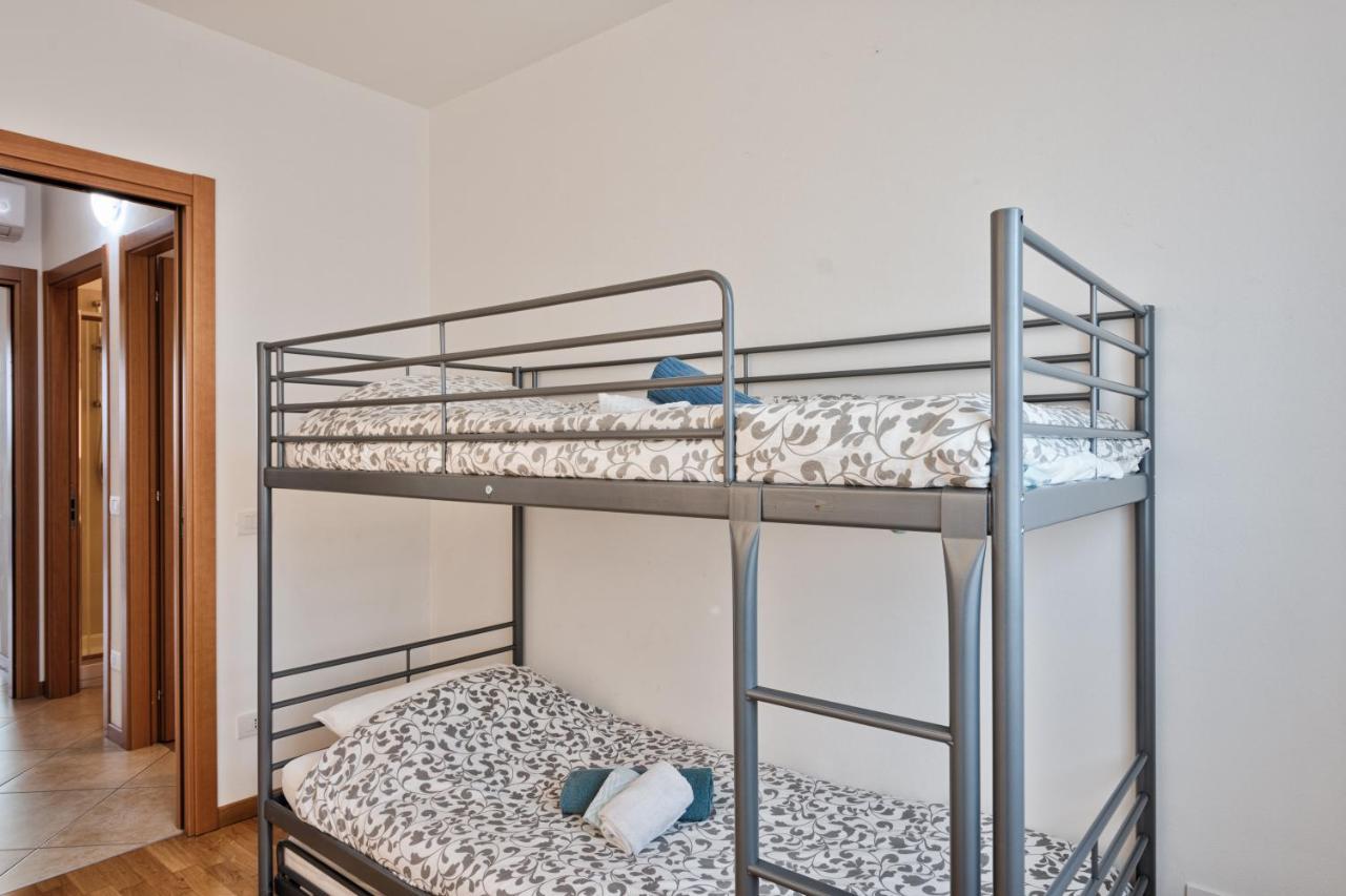 Casa Alessandro Con Piscina Lago Di Garda Salionze Luaran gambar